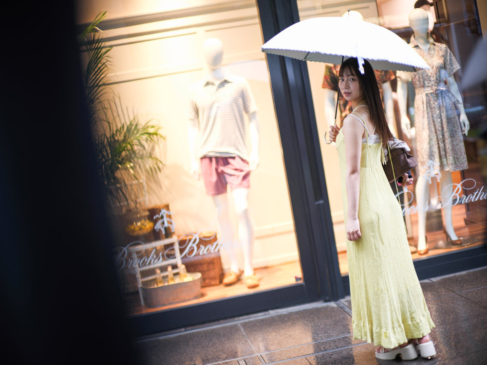 Photo by 中西 学 (UKPHOTO)　Model：鈴木海那 (シェリーズエンターテイメント)